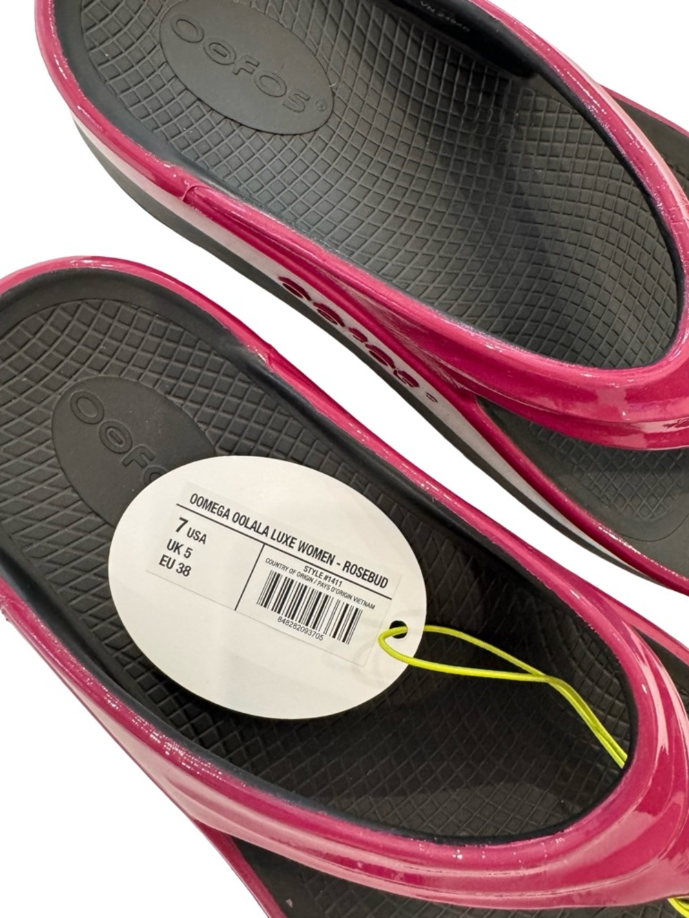 OOFOS Women's Glossy Berry Platform Thong Sandals - Picture 5 of 7